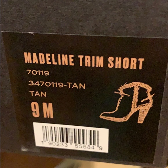 Frye Genuine Suede Heeled Western Boho Short Boots - Picture 8 of 9